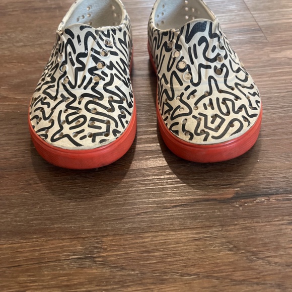 Native shoes - Picture 2 of 3